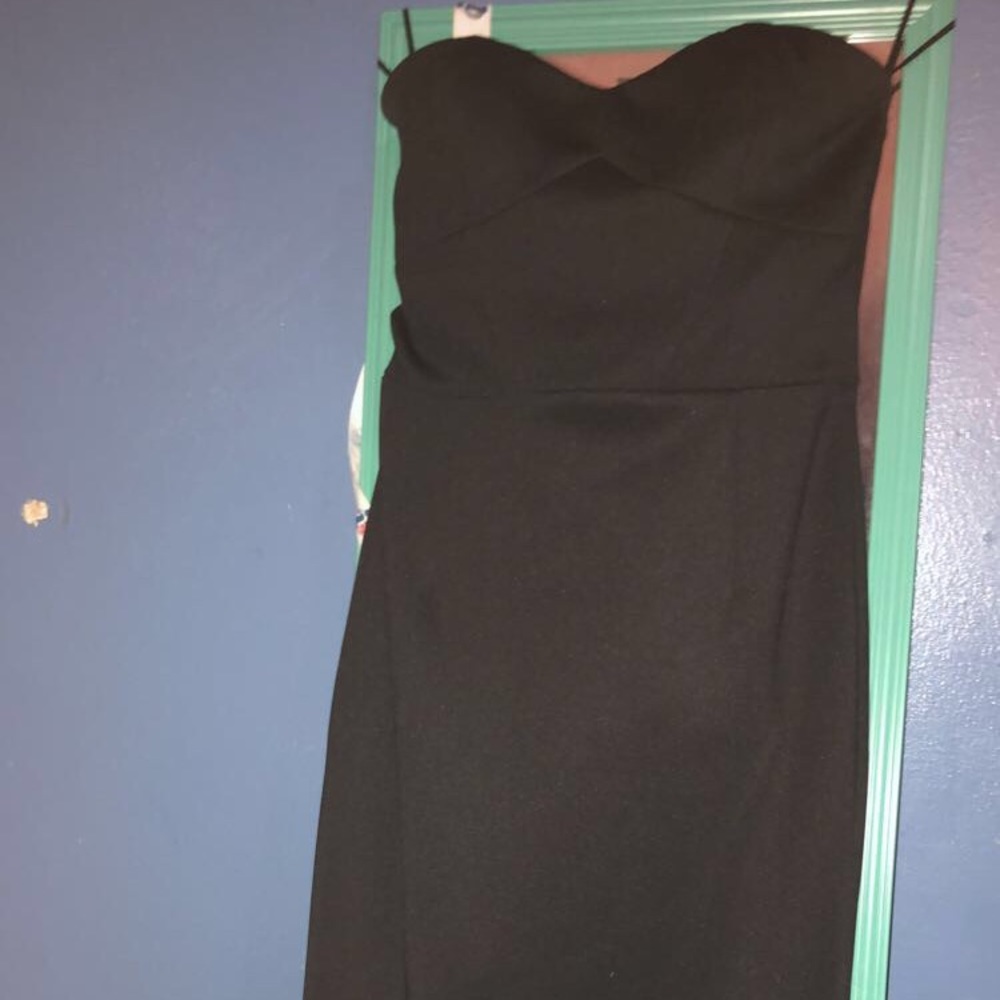 Dress - Picture 4 of 7